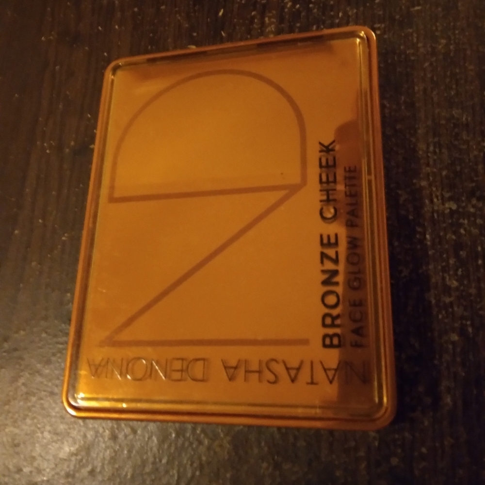 Natasha Denona Bronze Cheek Face Glow Palette